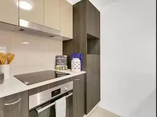 Nice 206/20 Grout Street, Macgregor, QLD 4109