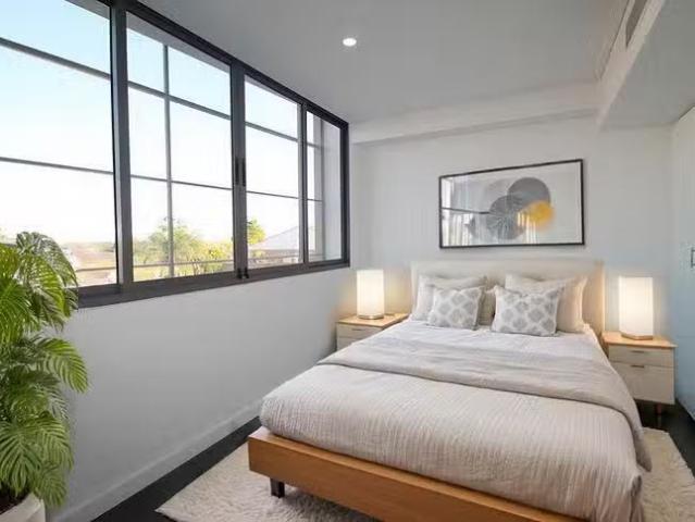 Cheap 207/5 11 Meriton Street, Gladesville, NSW 2111