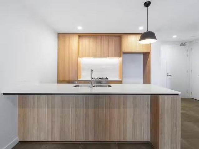 New 208/186 Clarence Road, Indooroopilly, QLD 4068
