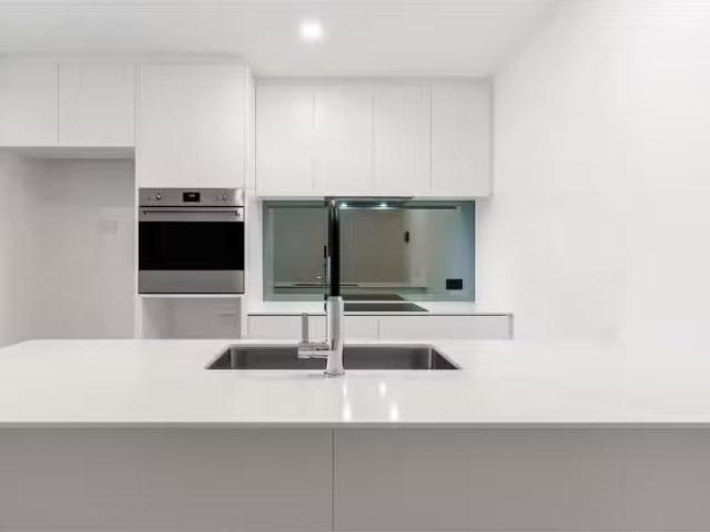 New 209/4 Anzac Park, Campbell Apartment for rent Listed by L.
