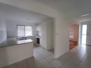 Cozy 20 Cunningham Avenue, Laidley North House for rent Liste.