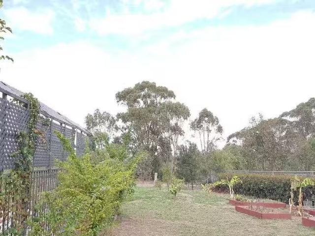 Cozy 20 Greco Place, Rosemeadow, NSW 2560