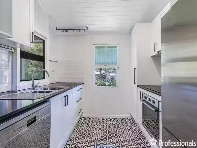 For Rent! 20 Oxford Place, Shorncliffe, QLD 4017