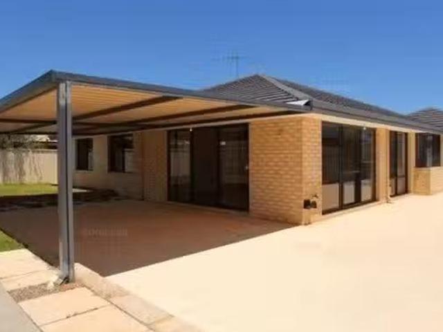 Rental! 20 Silica Road, Wattle Grove, WA 6107