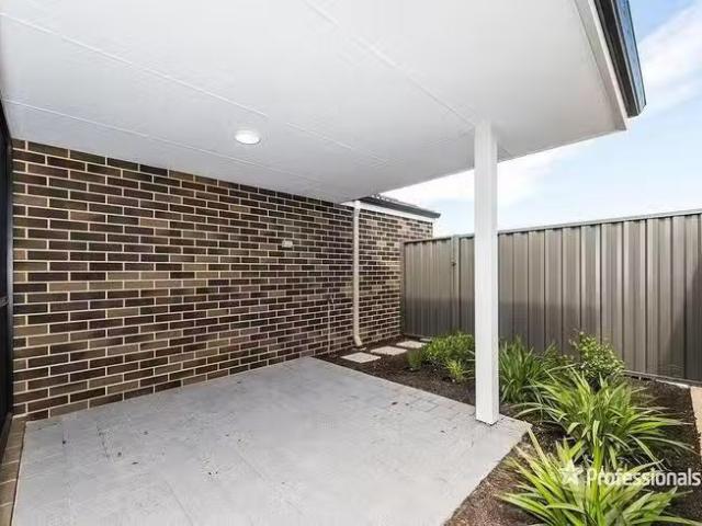 Nice 20B Rangeview Road, Landsdale, WA 6065