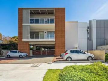 Deal! 210/93 Old Perth Road, Bassendean, WA 6054