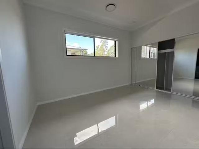 Cheap 2/100 Pillar Street, BELLBIRD Townhouse for rent Listed.