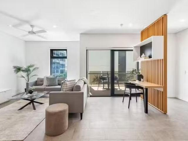 For Rent! 210/1 Kevin Taylor Lane, Bowden, SA 5007