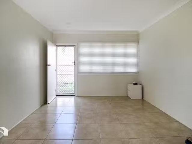 Unique 2/112 Belmont Road, Tingalpa, QLD 4173