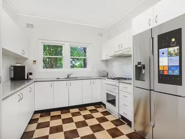 Unique 2/11 Macarthur Avenue, Crows Nest, NSW 2065