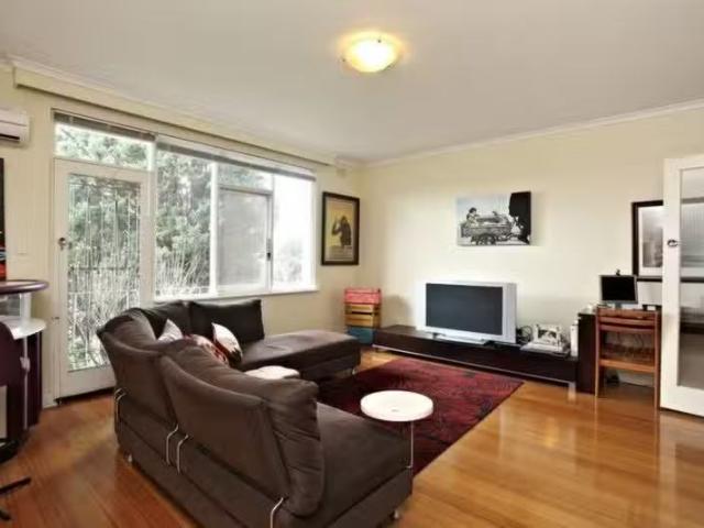 Just in! 2/1306 Toorak Road, Camberwell VIC 3124 Apartment F.