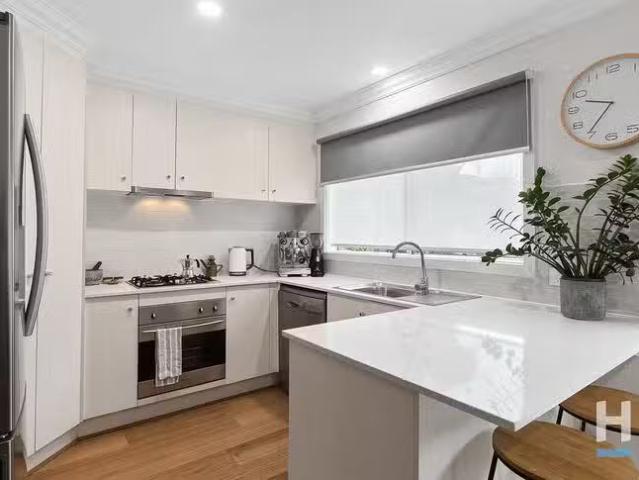 Charming 2/155 Kars Street, Frankston South, VIC 3199