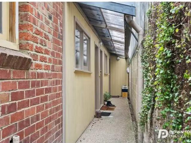 Just in! 2/156 Brisbane St, Hobart Apartment for rent Listed.