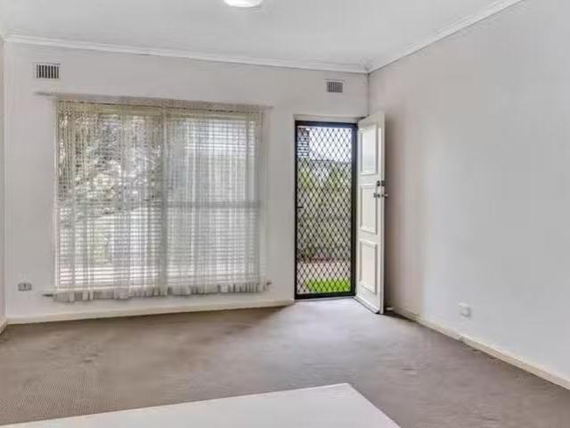 Cheap 2/15 Kyre Avenue, Kingswood, SA 5062