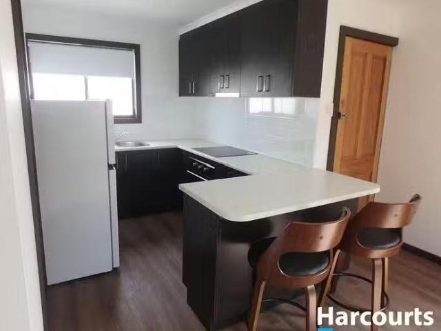 Charming 2/16 Beatty Street, Beauty Point, TAS 7270