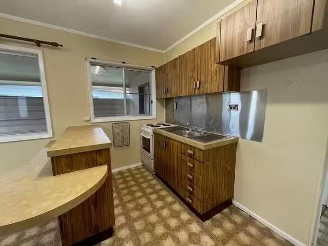 Charming 2/17 Riverside Crescent, Innisfail Estate, QLD 4860
