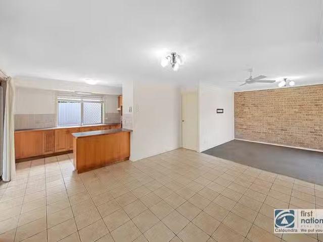 Cheap 2/19 Oronsay Avenue, Caloundra, QLD 4551
