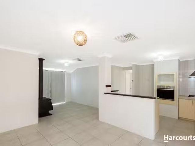 Cheap 21 Firefalls Close, HUNTINGDALE, WA 6110 House for Rent