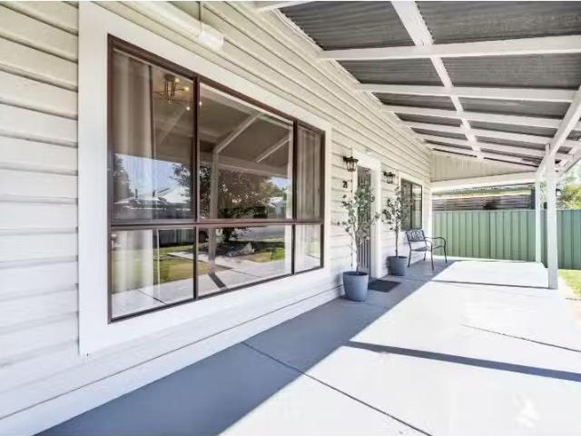 Unique 21 Jubilee Street, Dubbo House for rent Listed by Roch.