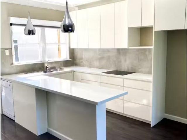 Charming 21 Mc Evoy Avenue, UMINA BEACH House for rent Listed.