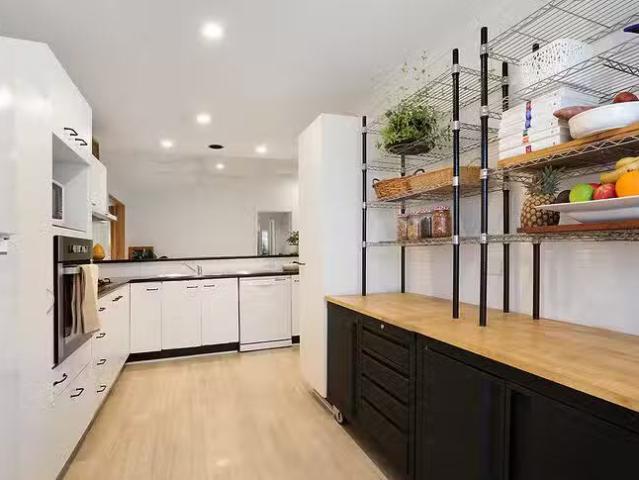 Rental! 21 Newhaven Crescent, Worongary, QLD 4213