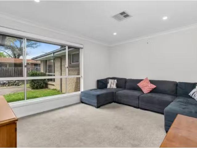 Deal! 21A King Street, Tahmoor House for rent Listed by Omeka.
