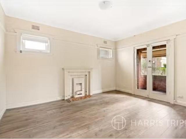 Deal! 2/1A Mc Rae Street, Petersham Apartment for rent Listed.