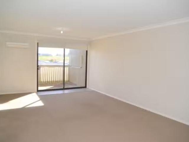 Unique 2/21 Wingrove Gardens, SHOREWELL PARK, TAS 7320 House.