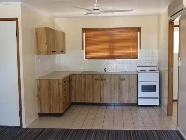 Just in! 2/22 Mayne Street, Roma, QLD 4455