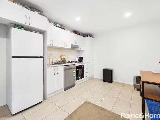 Cozy 2/22 Rodgers Road, West Tamworth, NSW 2340
