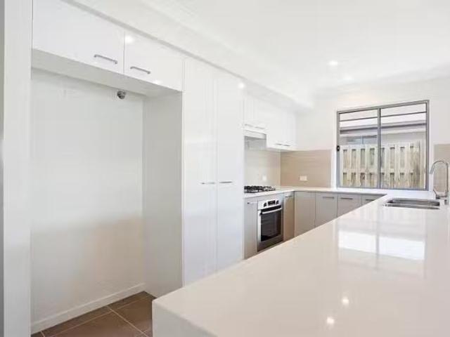 Cheap 22 Amaranthine Street, Mango Hill, QLD 4509