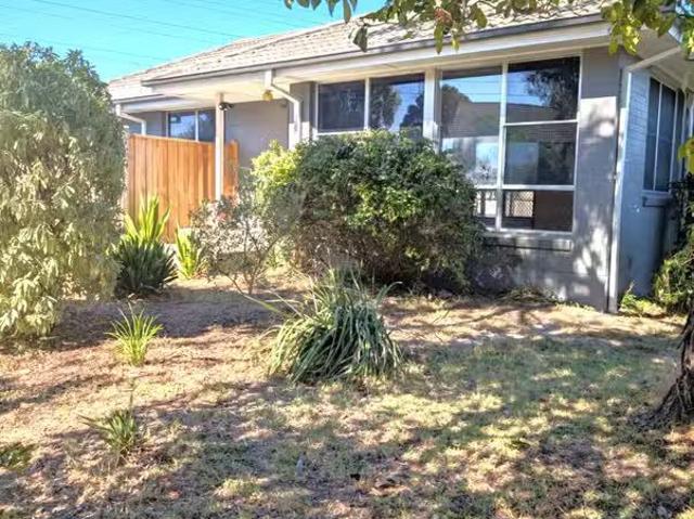 New 22 Eclipse Cres, Watsonia VIC 3087