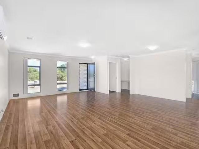 For Rent! 22 Nerrel Street, Waggrakine, WA 6530