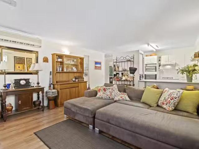 Cheap 2/30 Doolooma Street, Mountain Creek, QLD 4557