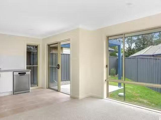 Rental! 23/33 Lynburn Avenue, Bomaderry, NSW 2541