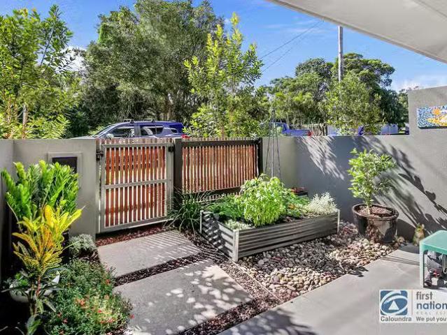 Rental! 2/33 Osprey Street, Caloundra, QLD 4551