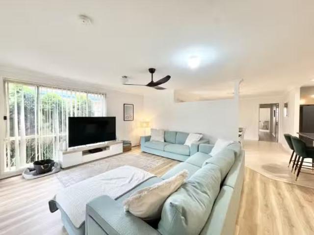 Cozy 2/34 Albacore Drive, CORLETTE Townhouse for rent Listed.