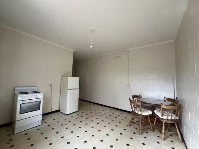 Cozy 2/35A Commercial Road, Port Augusta, SA 5700