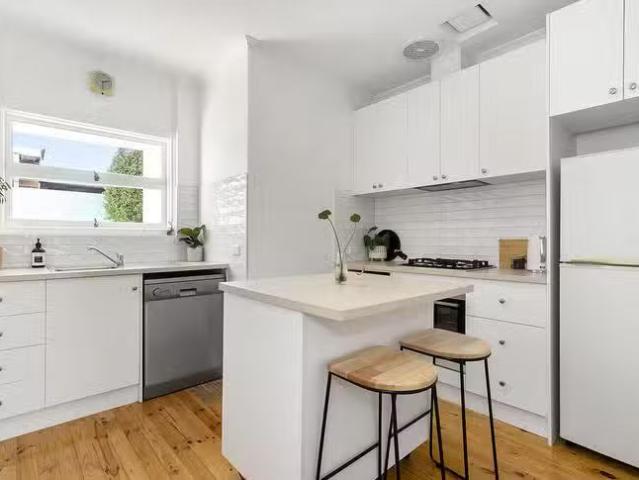 Just in! 2/37 Bath Street, Glenelg South, SA 5045