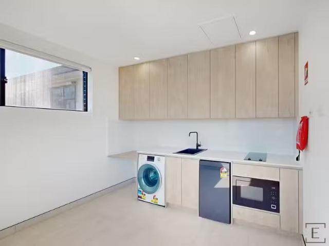 Cheap 27 Allison Road, Guildford NSW 2161