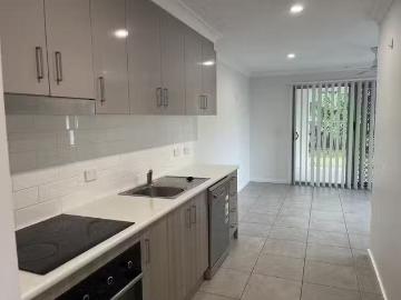 Nice 2/7 Coralli Close, Mission Beach, QLD 4852