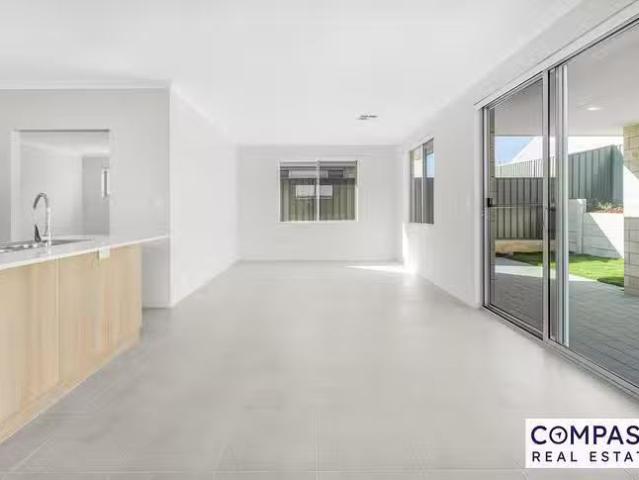 Rental! 27 Matilda Rise, Wannanup, WA 6210