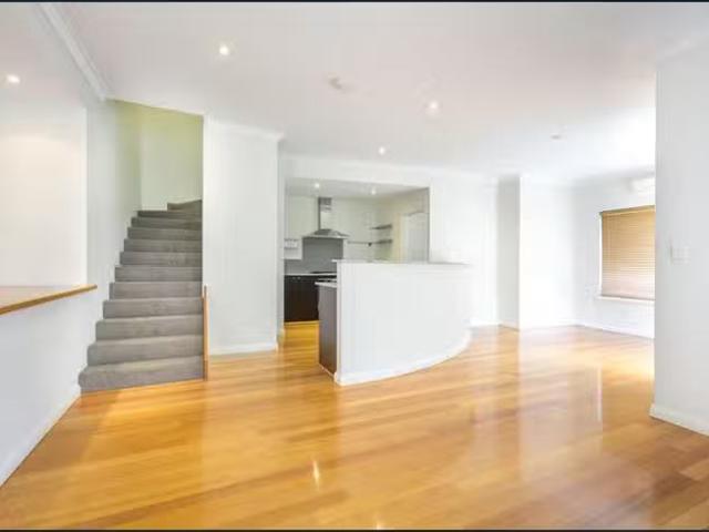 Nice 27 Princess Road, Crawley, WA 6009