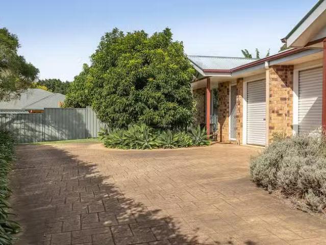 Nice 2/7 Quinlan Court, Darling Heights, QLD 4350