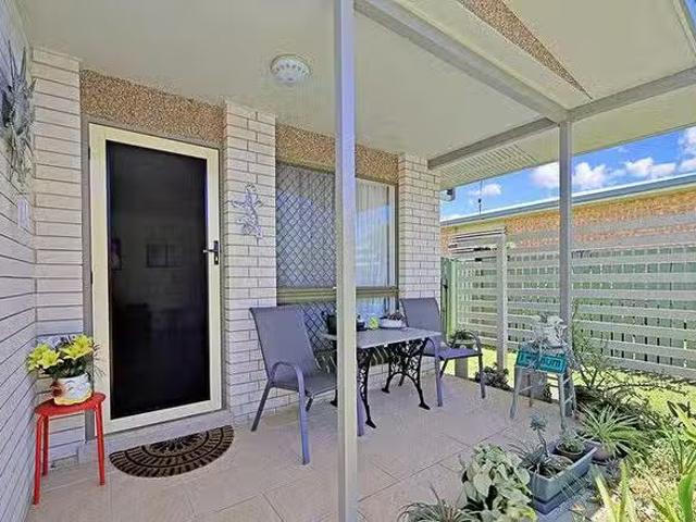 Just in! 27 Sinclair Street, Avenell Heights, QLD 4670