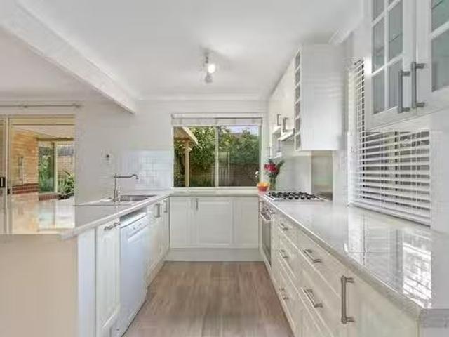 Rental! 27A Dalkeith Road, Nedlands, WA 6009