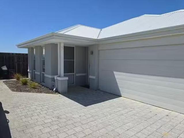 For Rent! 27B Brixton Crescent, Ellenbrook, WA 6069
