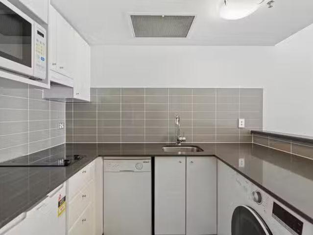 Nice 2408/95 Charlotte Street, Brisbane City, QLD 4000