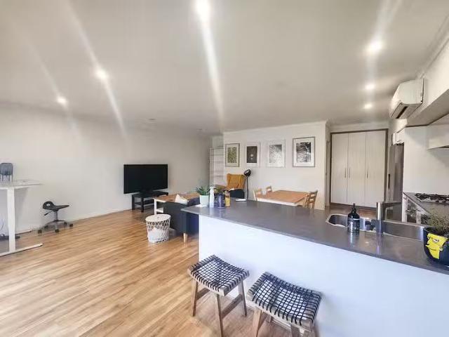 Cozy 2/458 Charles Street, North Perth, WA 6006