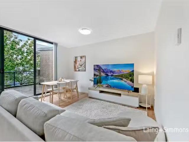 Nice 24/5 Virginia St, Rosehill Apartment for rent Listed by.
